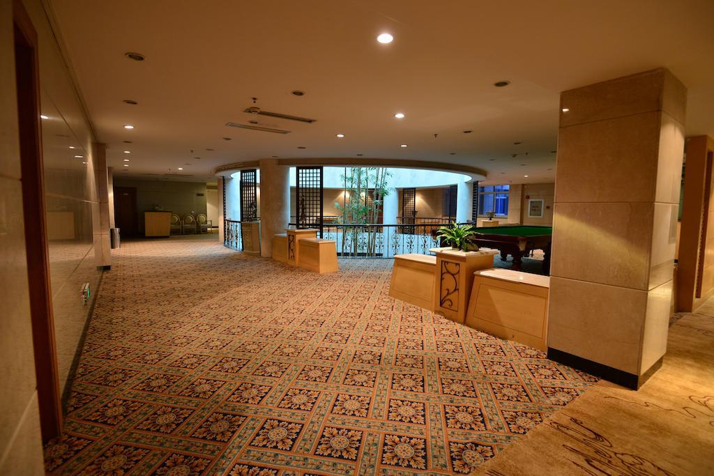 Baodao Exhibition Center Hotel Уйишань Экстерьер фото