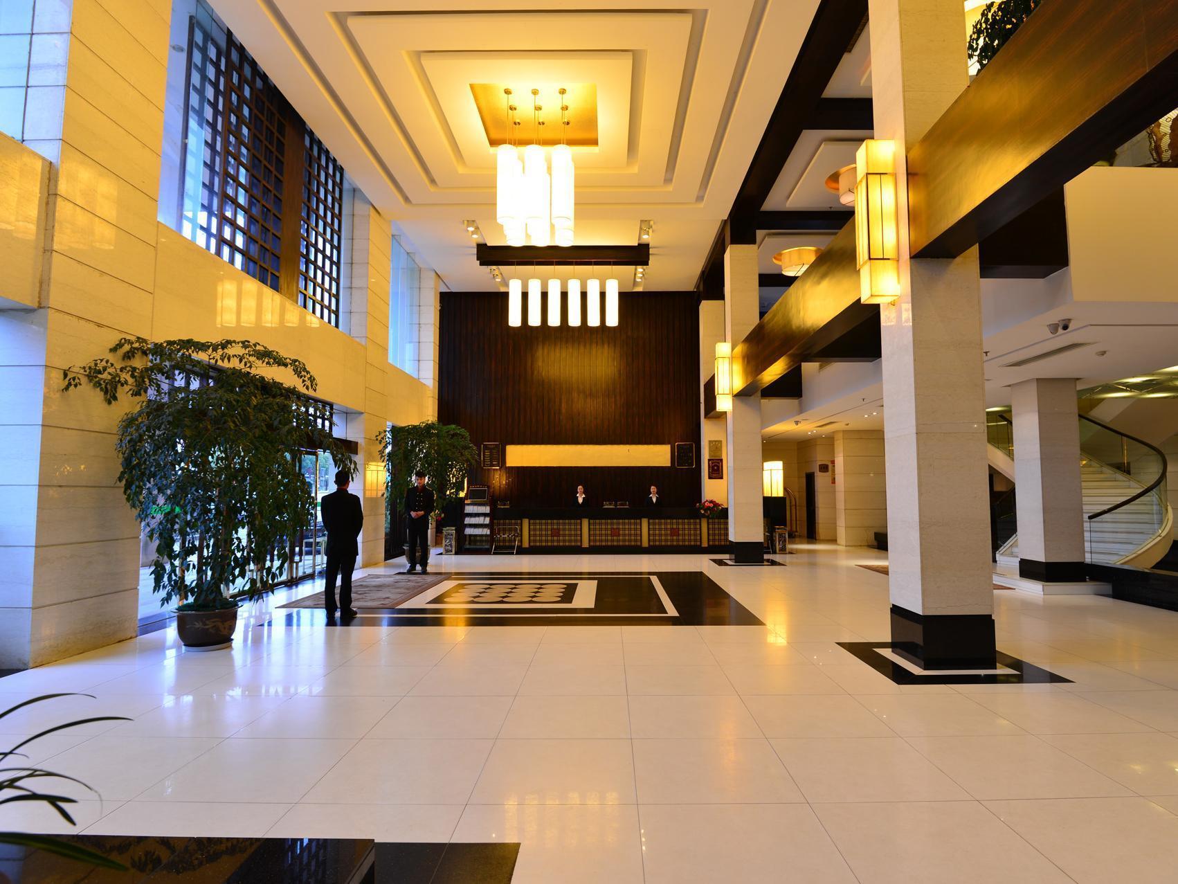 Baodao Exhibition Center Hotel Уйишань Экстерьер фото