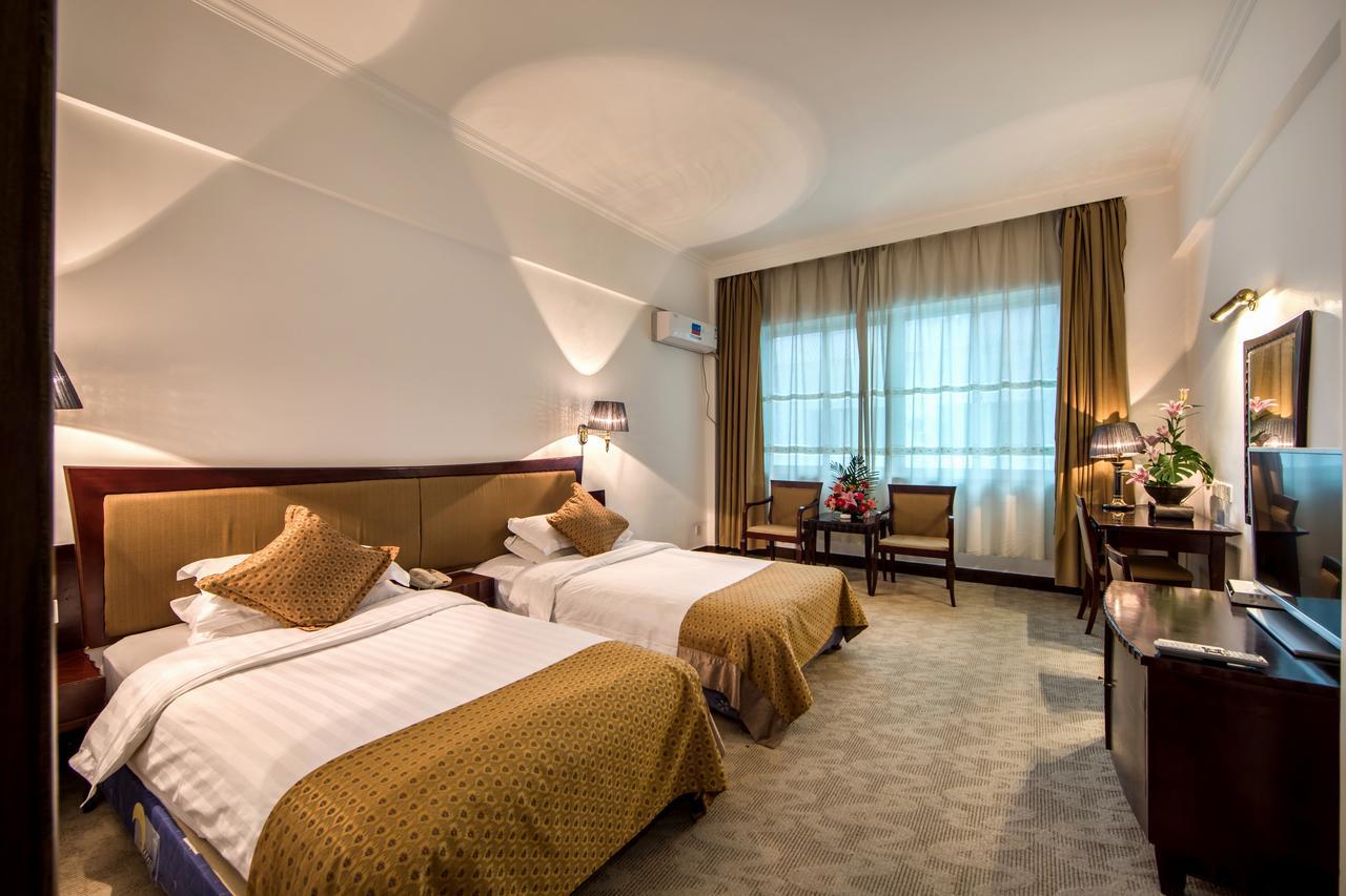Baodao Exhibition Center Hotel Уйишань Экстерьер фото
